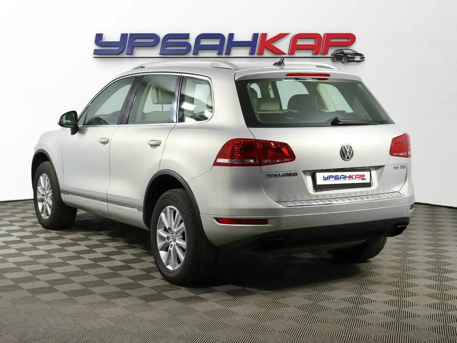 Volkswagen Touareg, 2011 г.