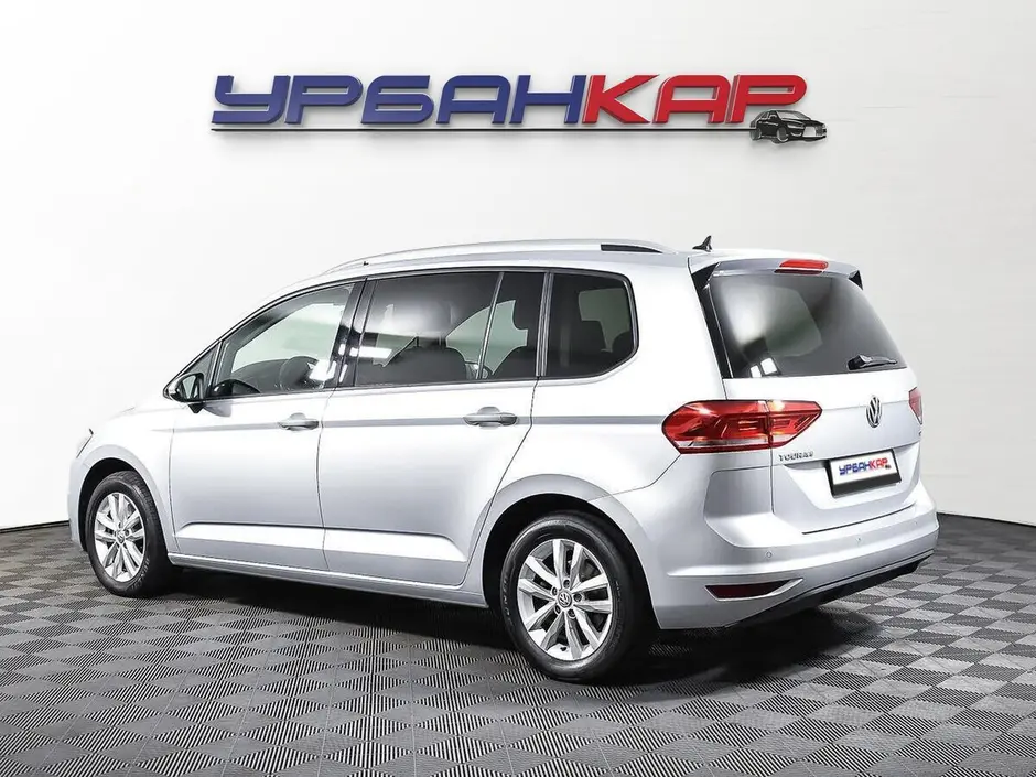 Volkswagen Touran, 2015 г.