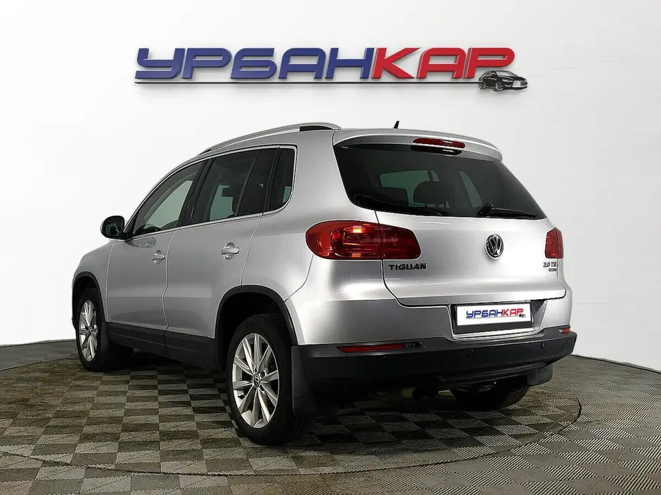Volkswagen Tiguan, 2012 г.