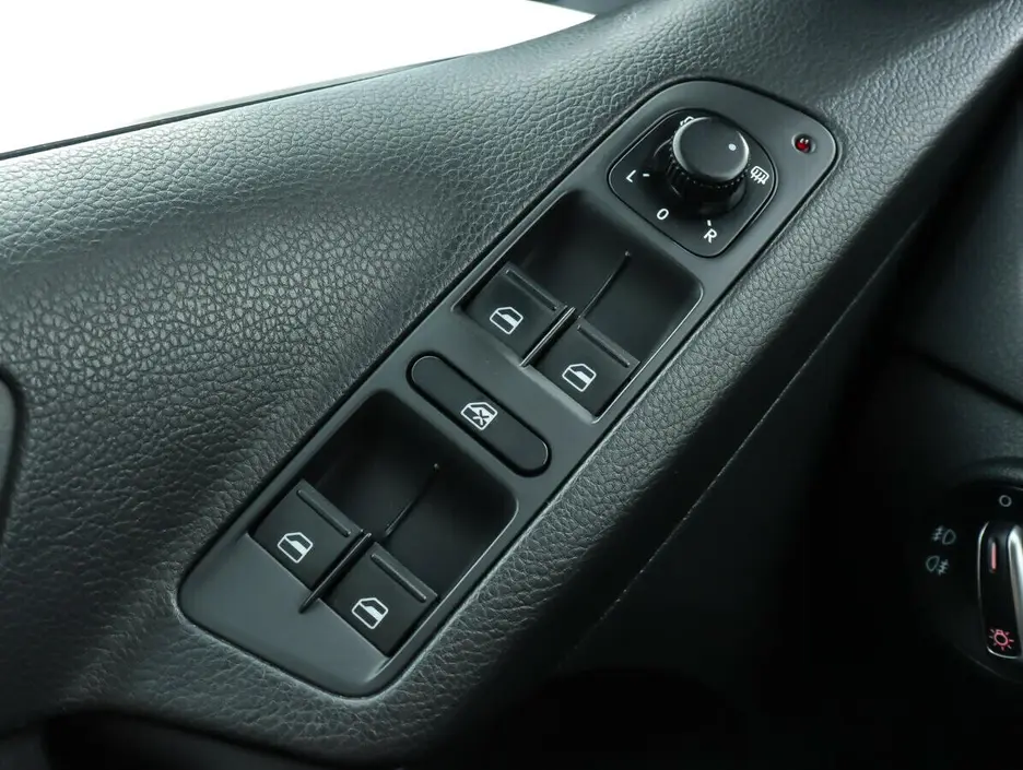 Volkswagen Tiguan, 2014 г.