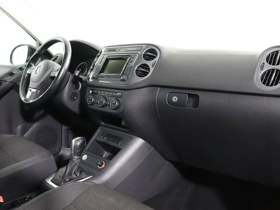 Volkswagen Tiguan, 2015 г.