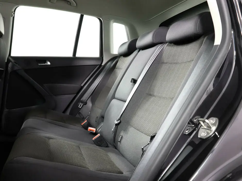 Volkswagen Tiguan, 2015 г.