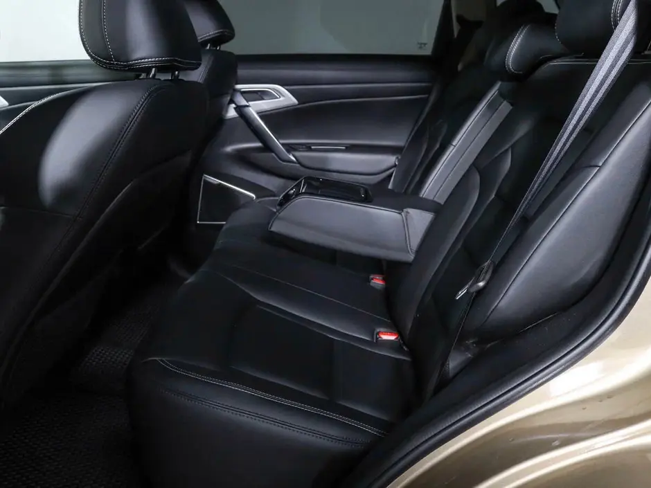 Geely Atlas, 2022 г.