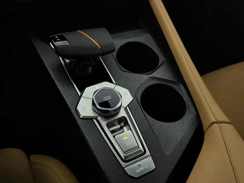 Changan UNI-V, 2023 г.