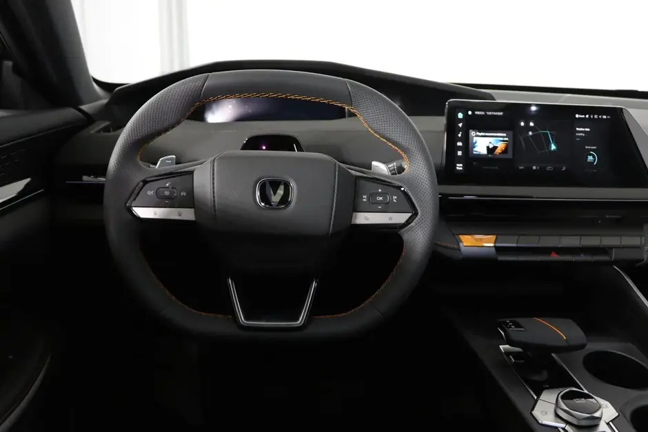 Changan UNI-V, 2023 г.