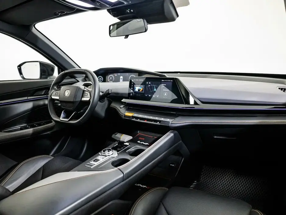 Changan UNI-V, 2023 г.