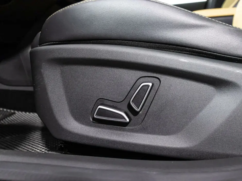 Changan UNI-V, 2022 г.