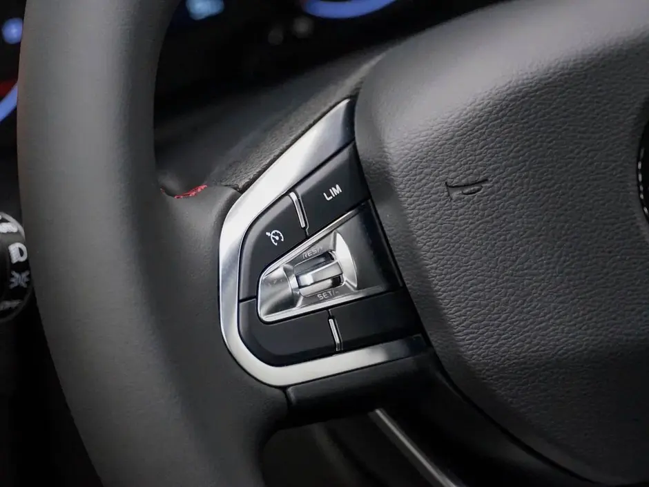 Livan X3 Pro, 2023 г.