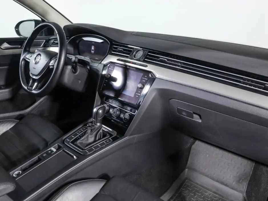 Volkswagen Passat, 2020 г.