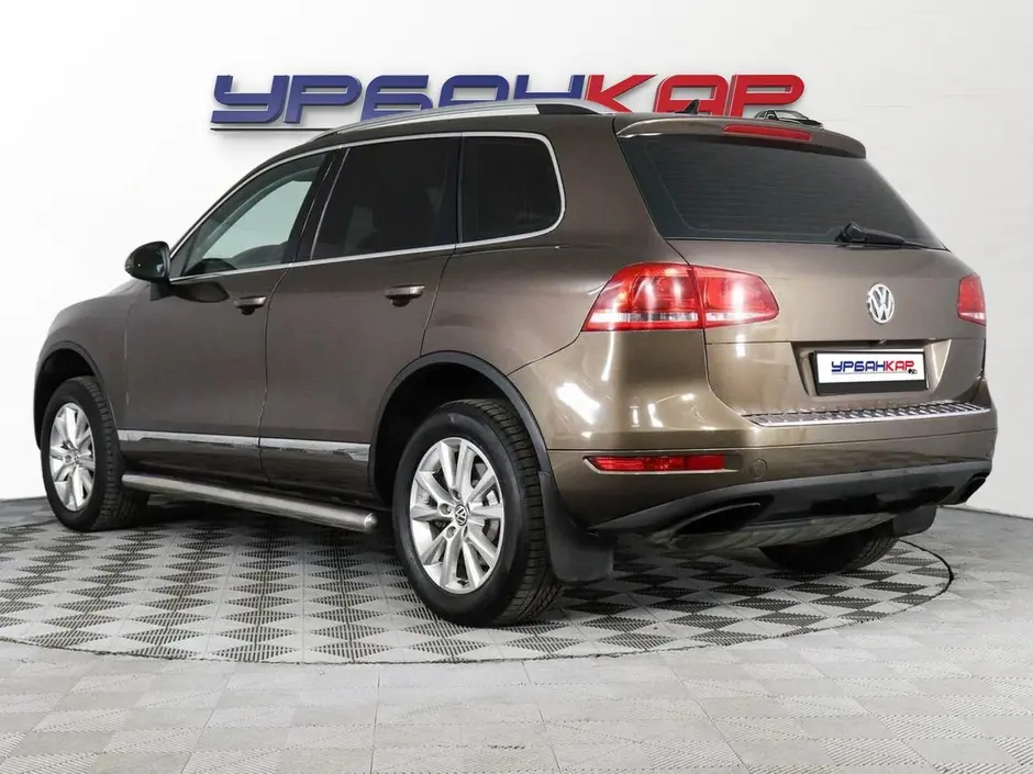 Volkswagen Touareg, 2010 г.