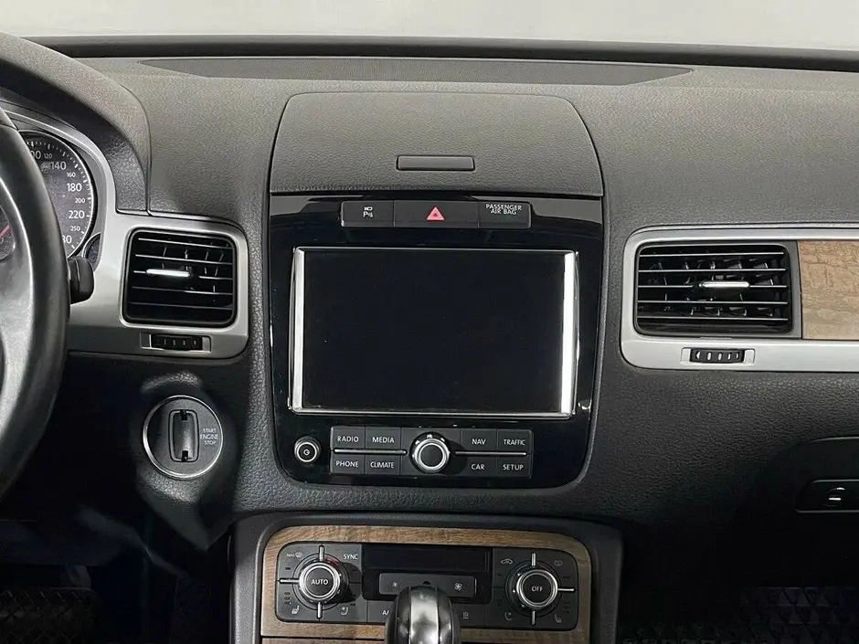 Volkswagen Touareg, 2014 г.