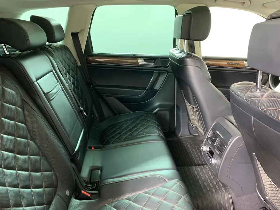 Volkswagen Touareg, 2014 г.