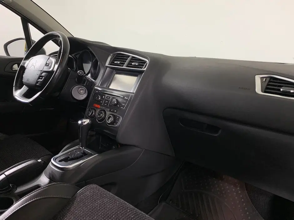 Citroen C4, 2011 г.